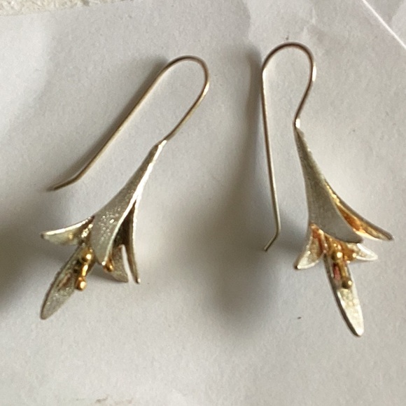 Long Lillies Sterling French Wire Floral Earrings Botanical Natural - Picture 5 of 6